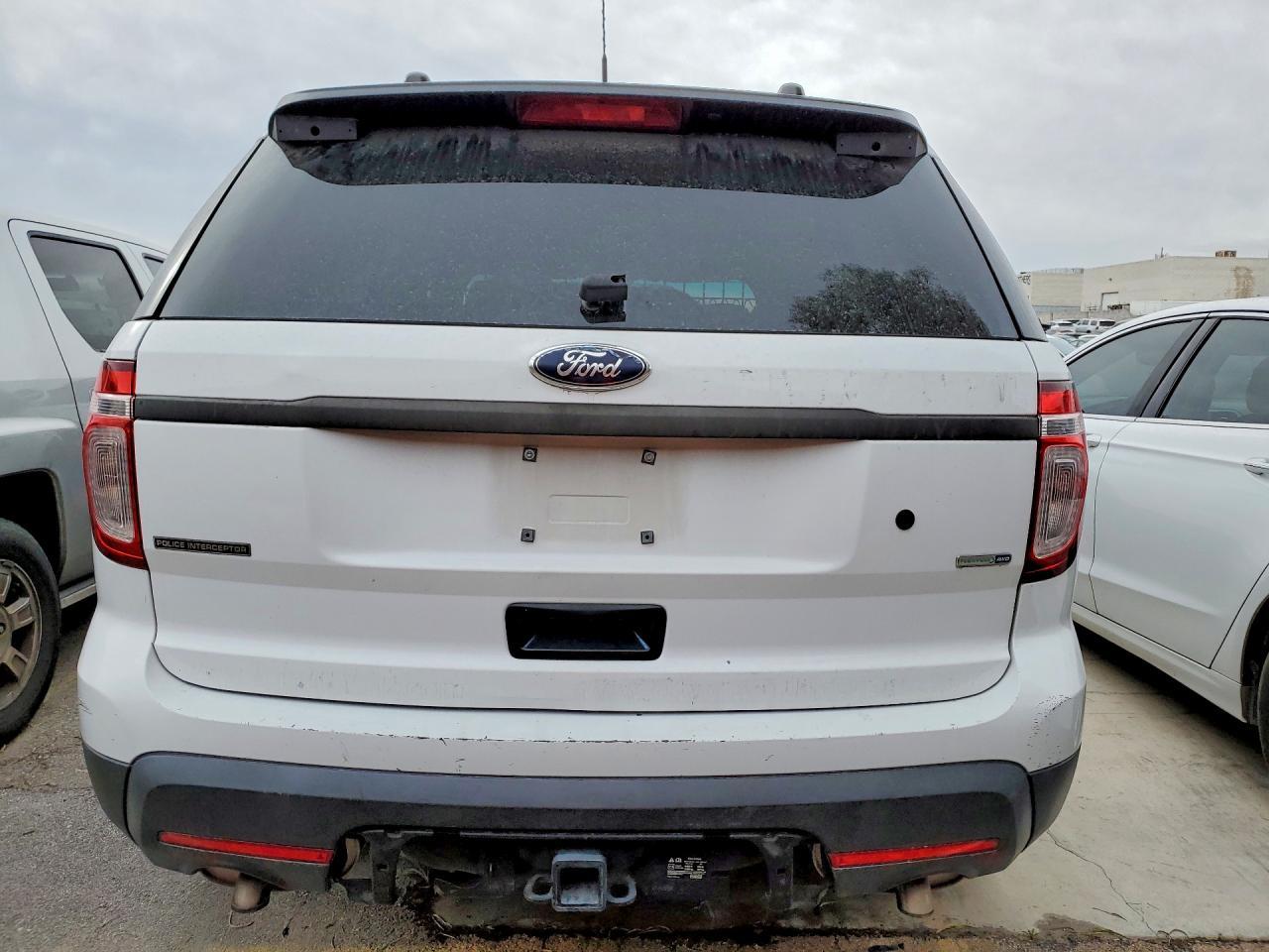 2014 Ford Explorer Police Interceptor - Image 6