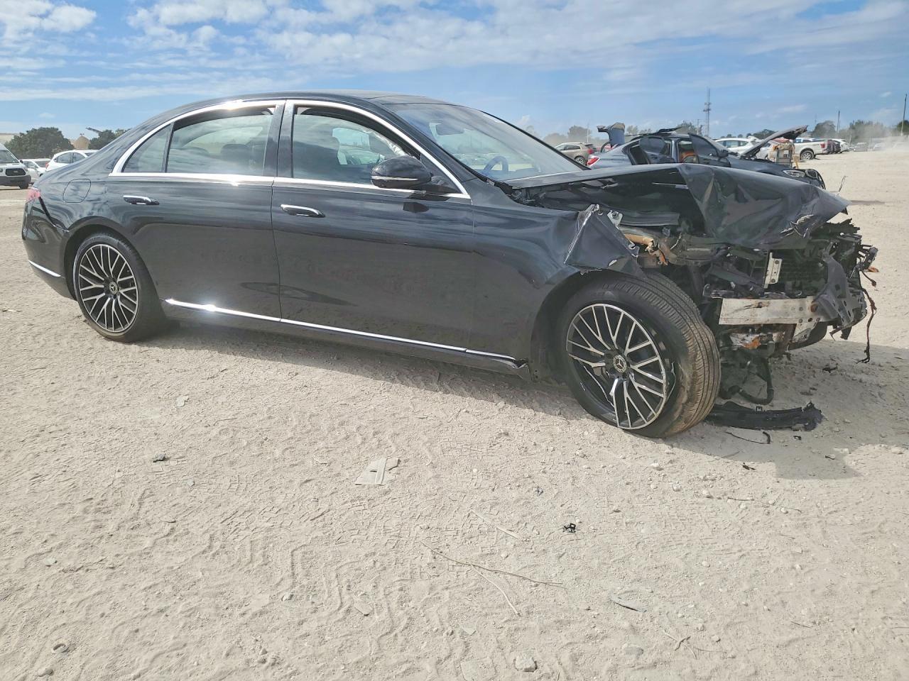 2025 Mercedes-Benz S 580 4Matic - Image 4