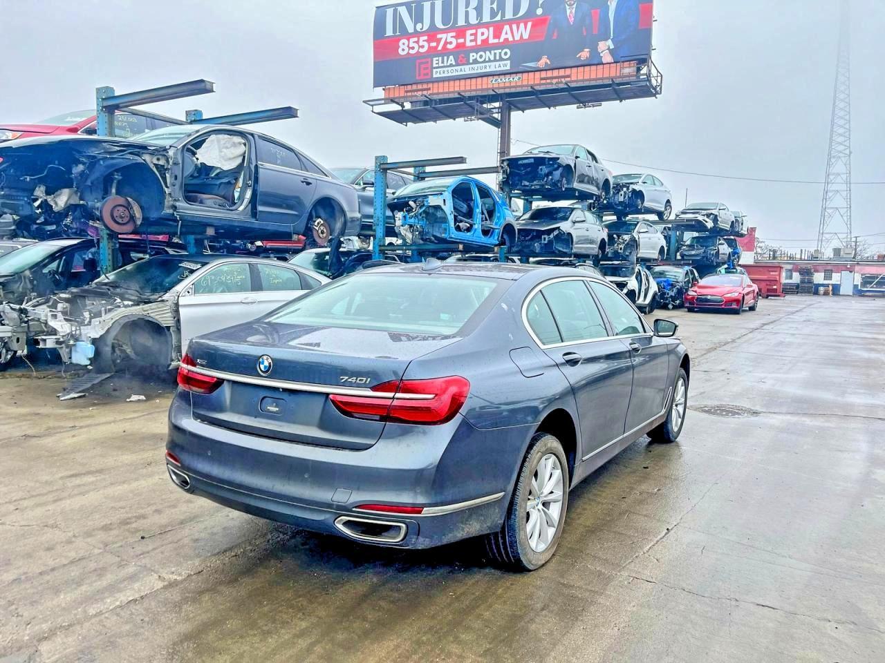 2018 BMW 740 Xi - Image 4