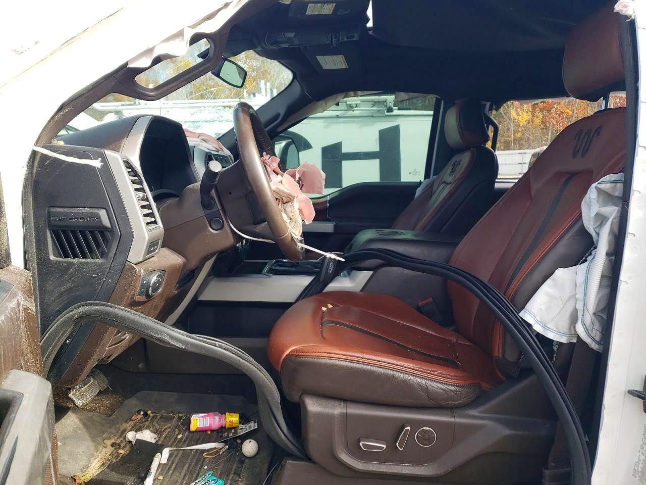 2021 Ford F350 Super Duty - Фото 7