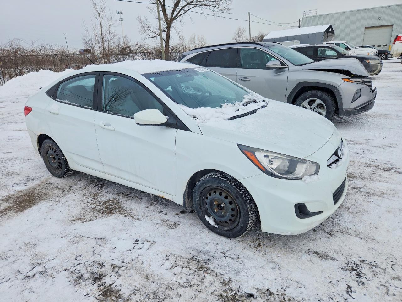 2012 Hyundai Accent Gls - Image 4