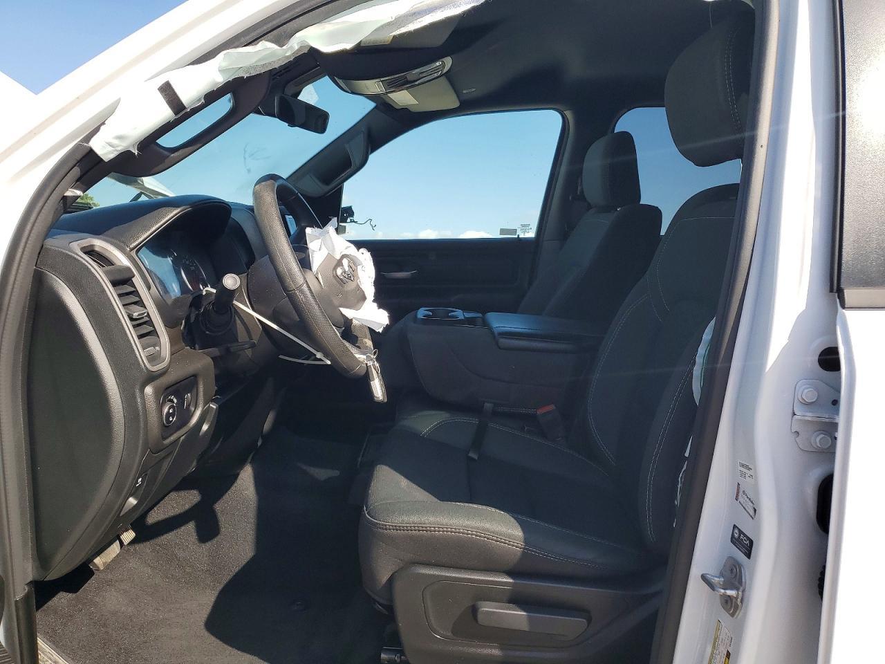 2025 Ram 1500 Tradesman - Фото 7