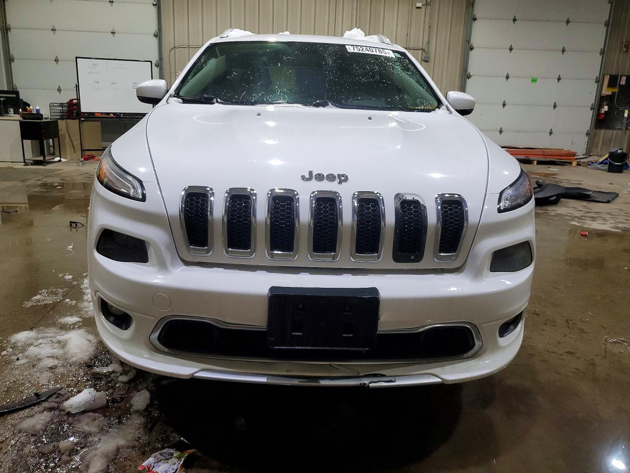2016 Jeep Cherokee Overland - Фото 5