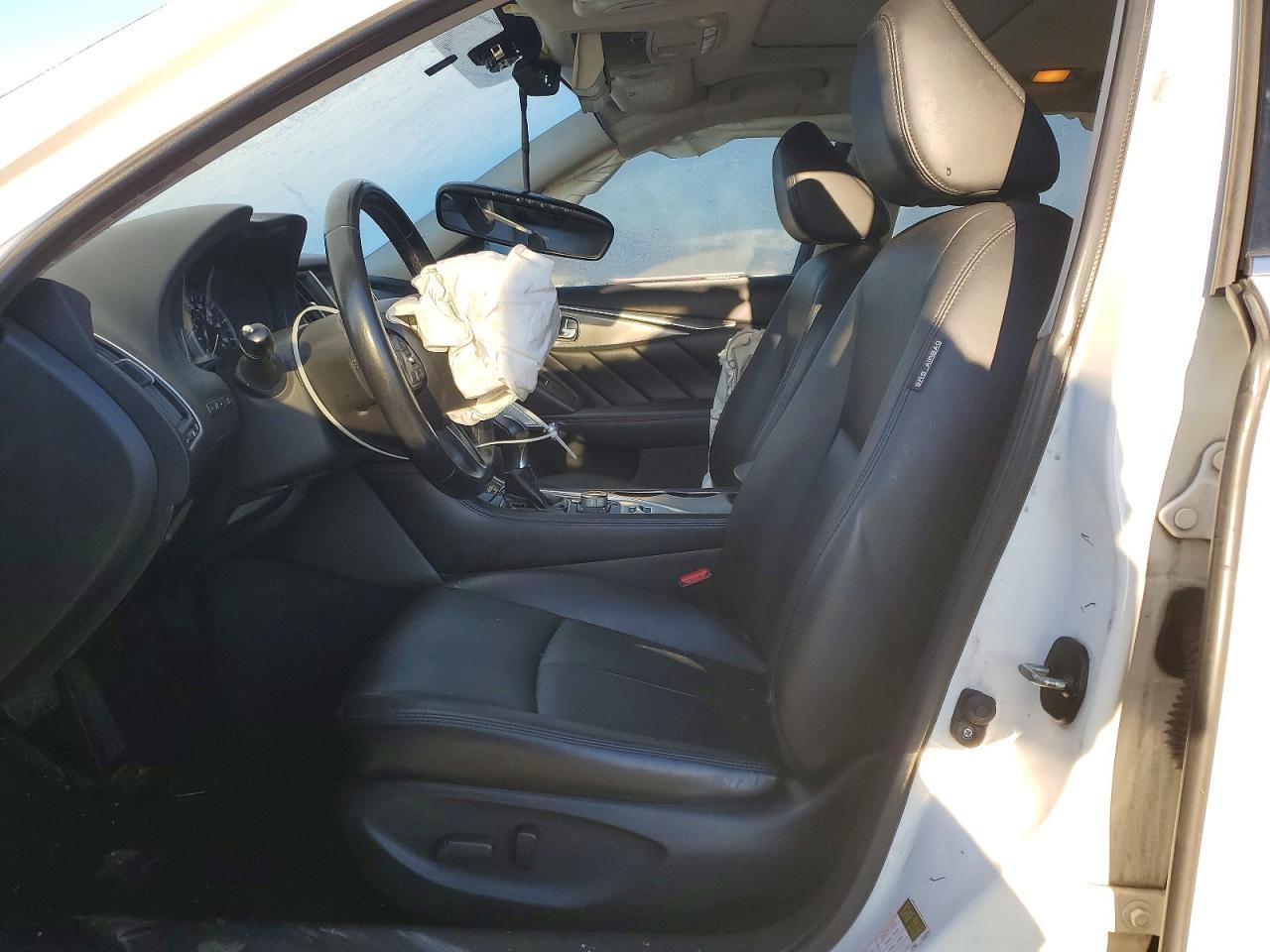 2017 Infiniti Q50 Premium - Image 7