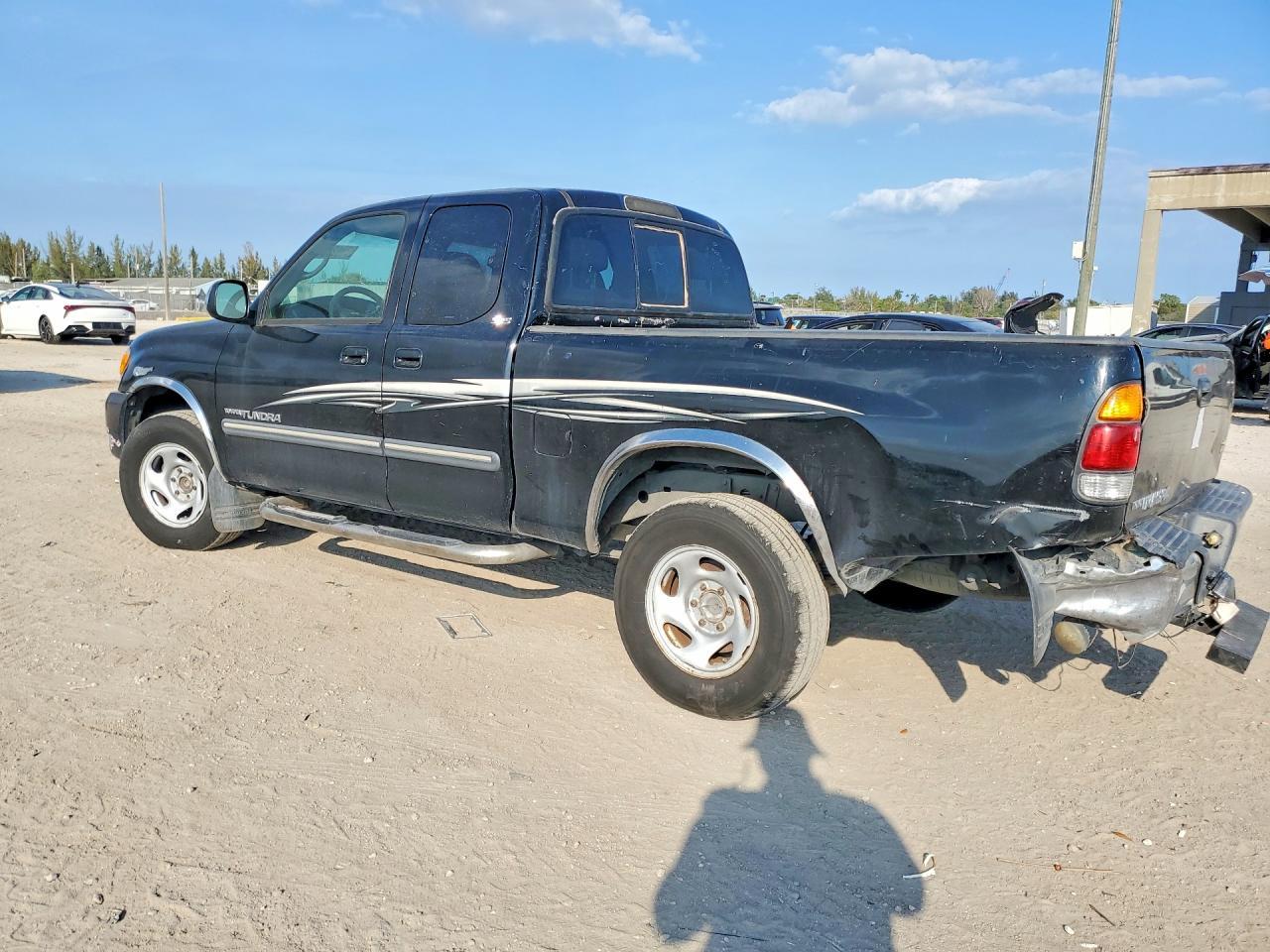2004 Toyota Tundra - Фото 2