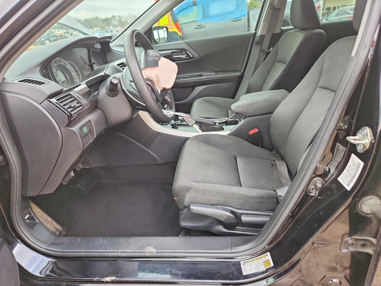 2017 Honda Accord Lx - Image 7