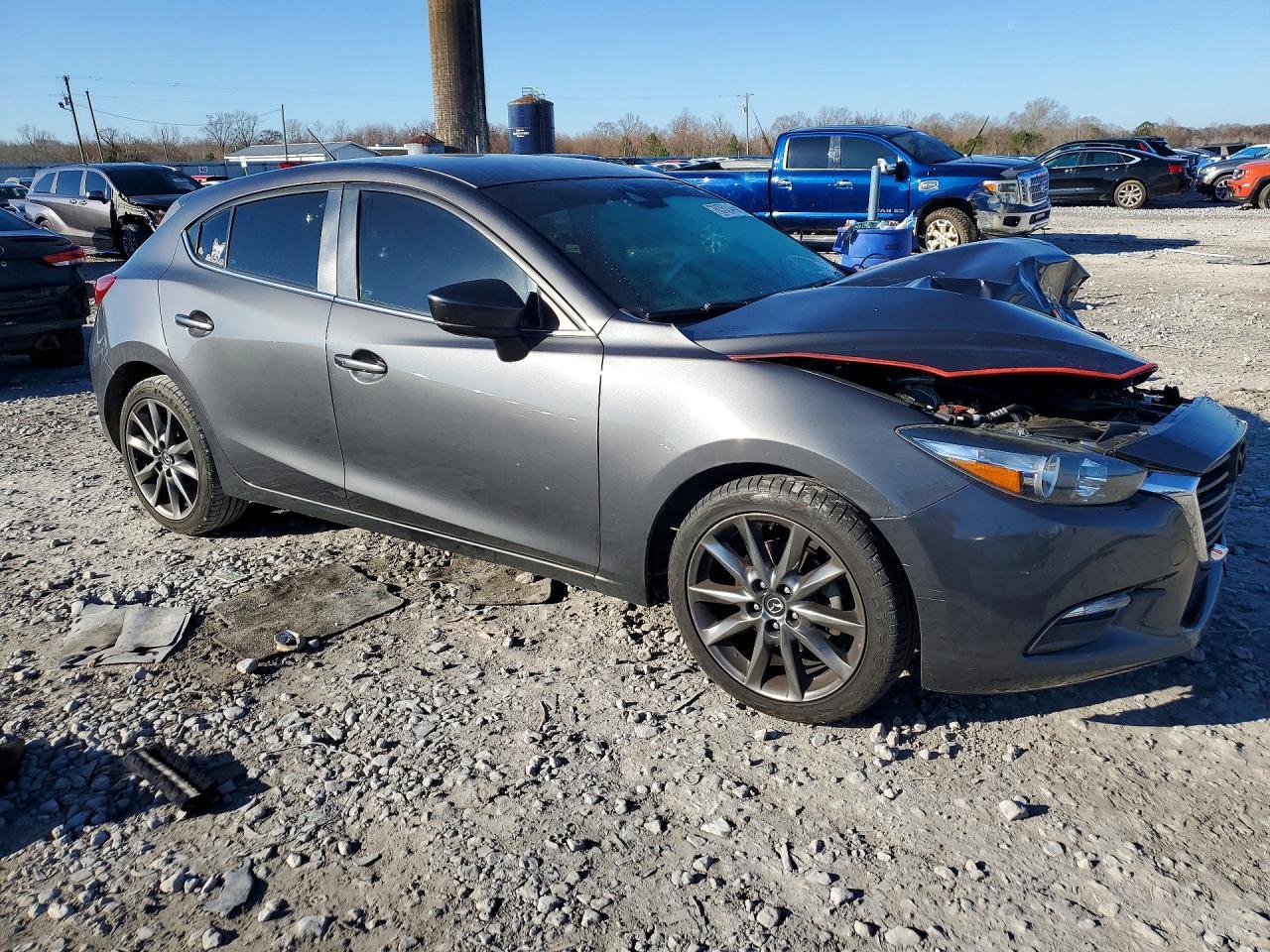 2018 Mazda 3 Touring - Фото 4