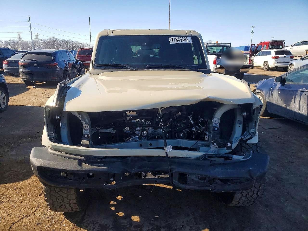 2025 Ford Bronco Outer Banks - Image 5