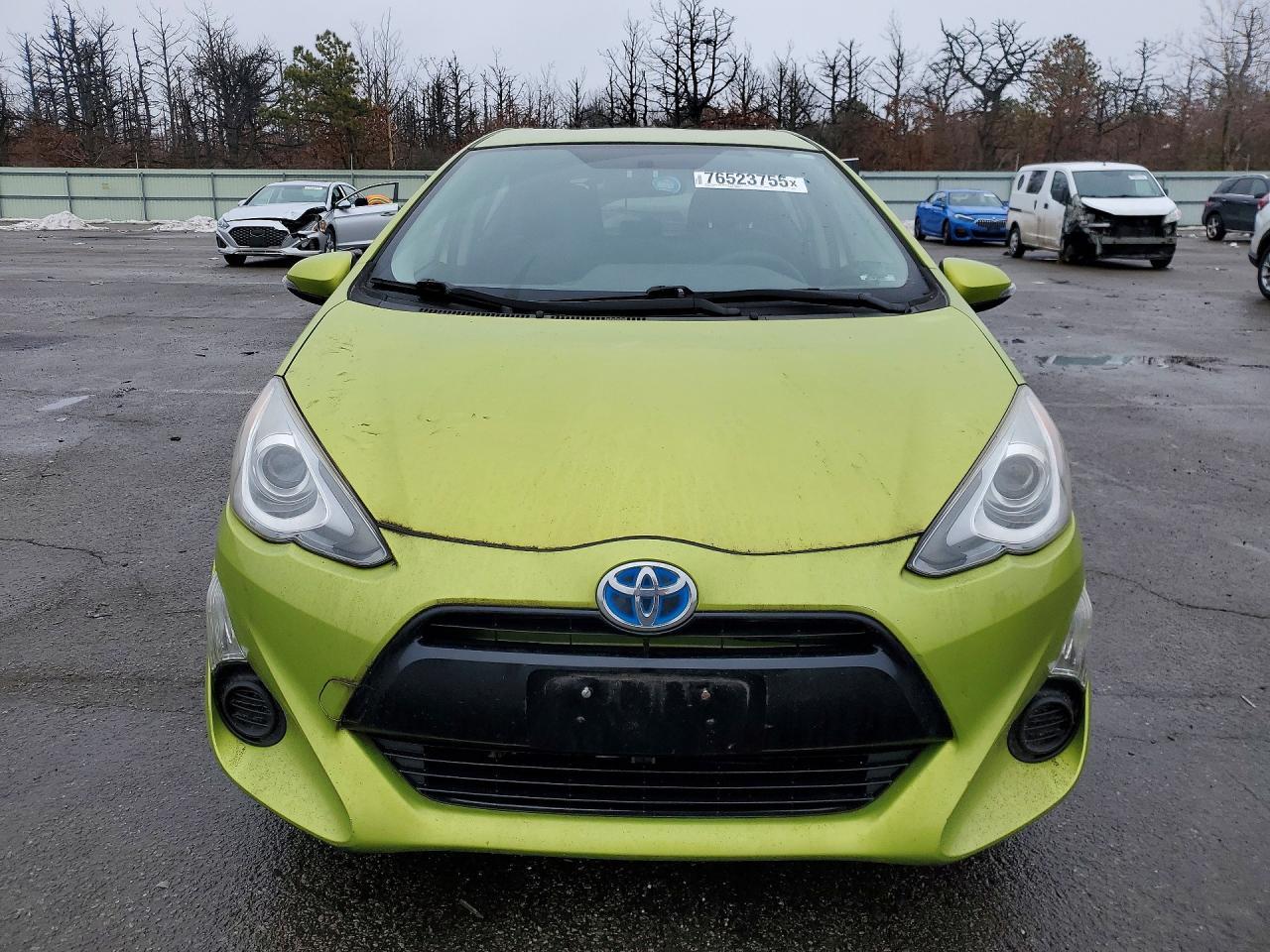 2015 Toyota Prius C - Image 5