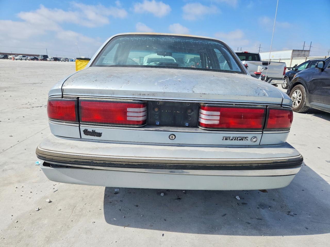1995 Buick Lesabre Custom - Image 6