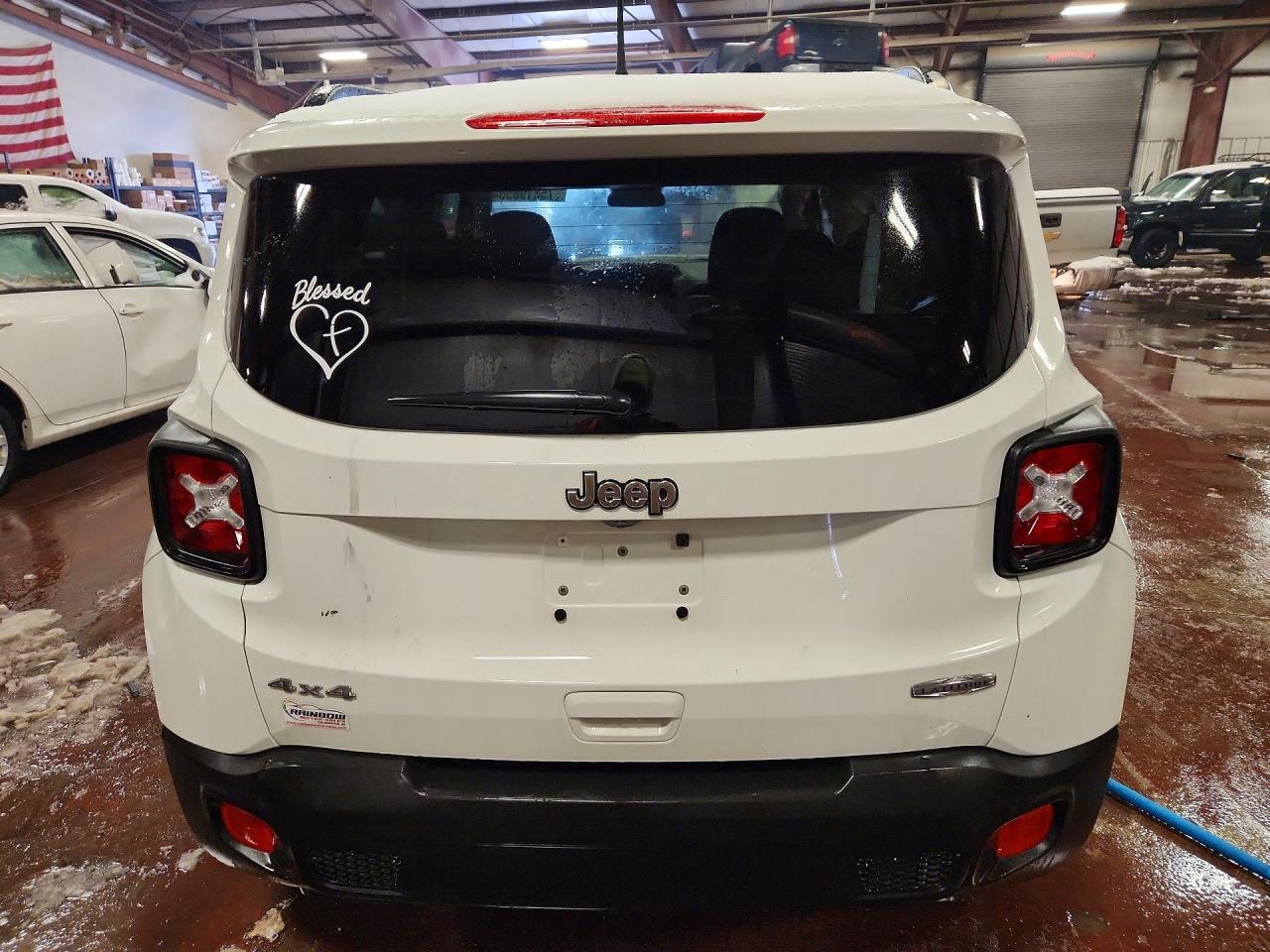 2018 Jeep Renegade Latitude - Image 6