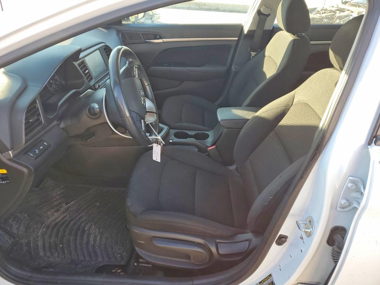 2019 Hyundai Elantra Value Edition - Фото 7