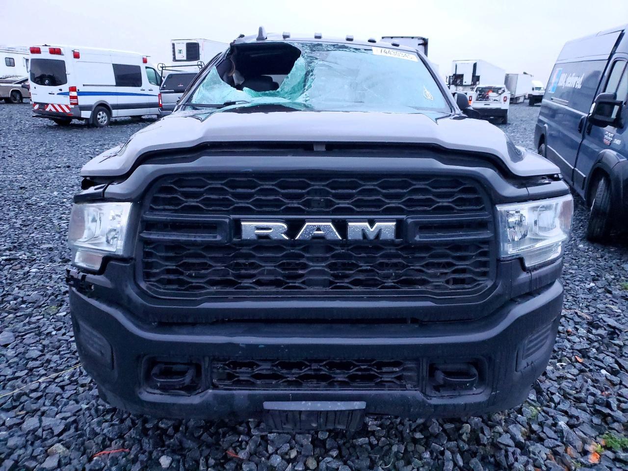 2021 Ram 3500 Tradesman - Фото 5