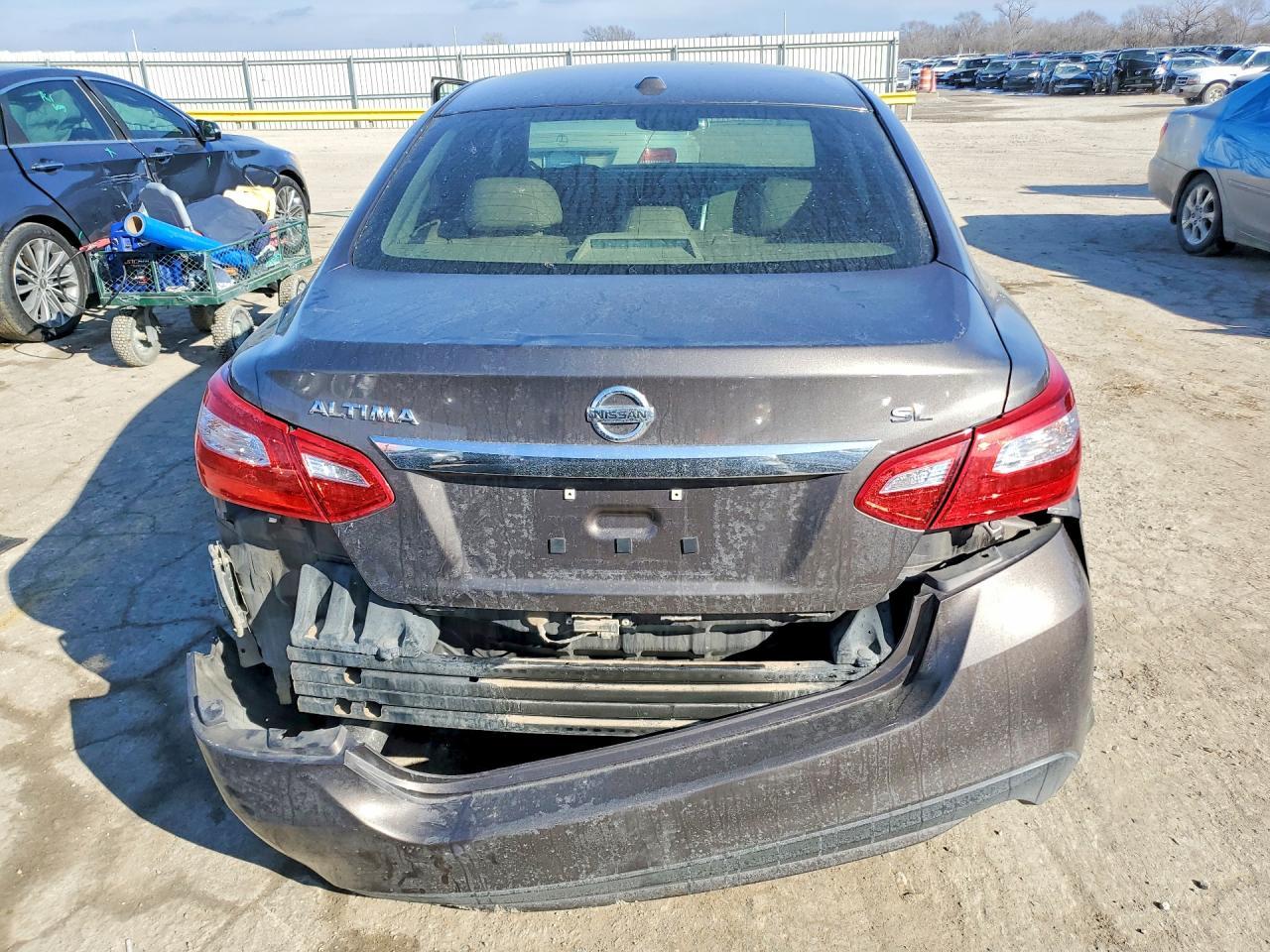 2016 Nissan Altima 2.5 - Фото 6