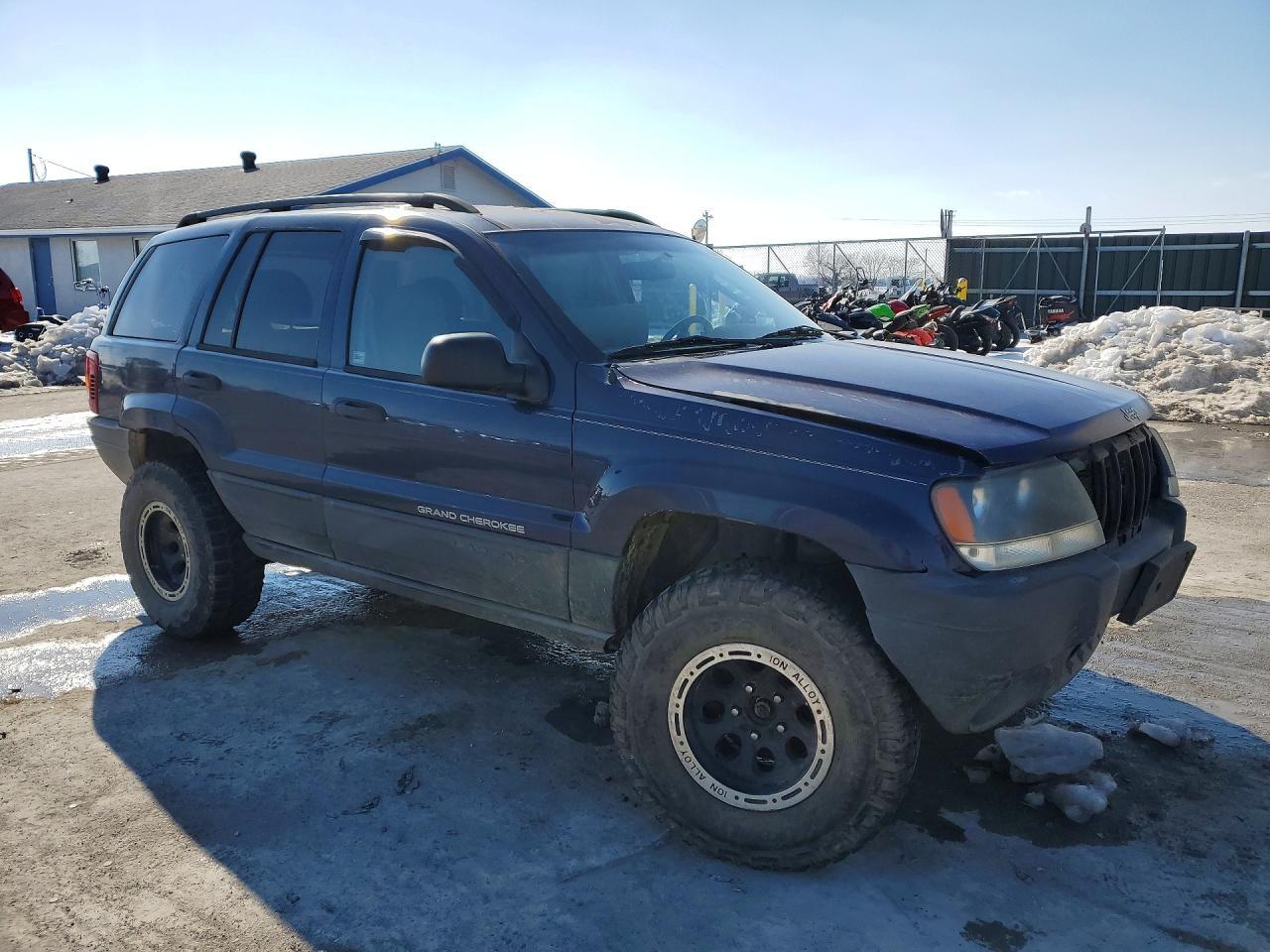 2004 Jeep Grand Cherokee Laredo - Image 4