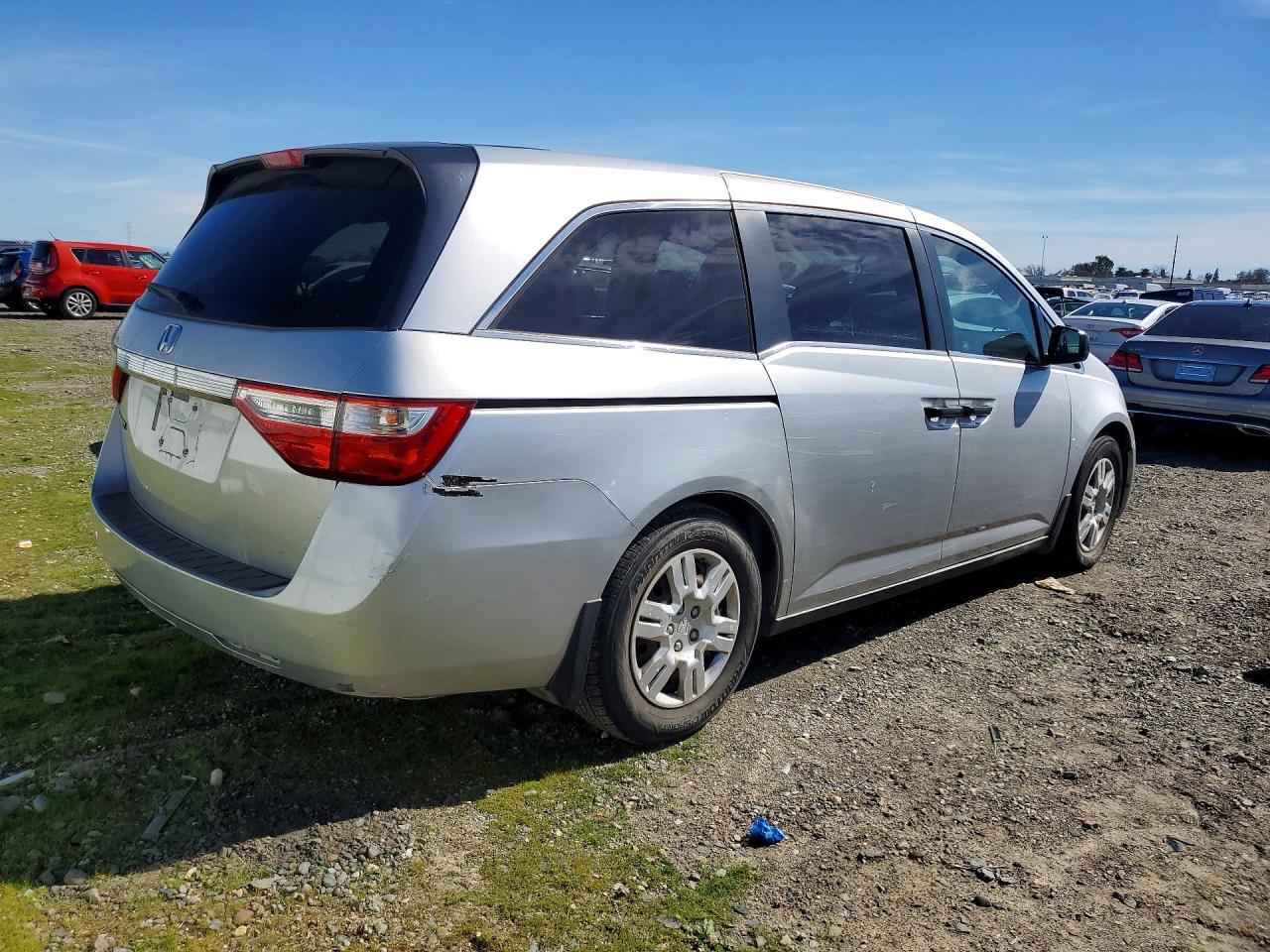 2011 Honda Odyssey Lx - Фото 3