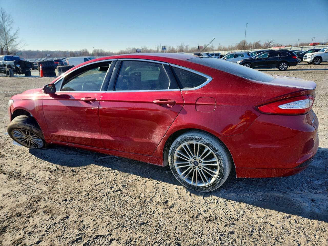 2015 Ford Fusion Se - Фото 2