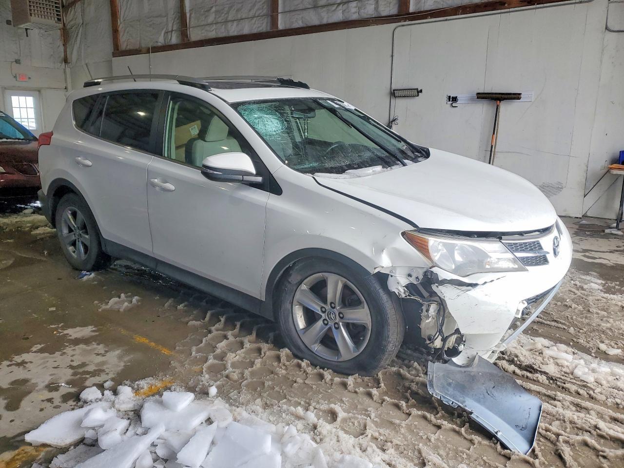 2015 Toyota Rav4 Xle - Фото 4