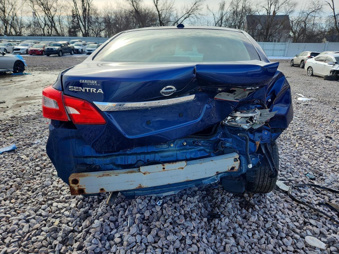 2017 Nissan Sentra S - Фото 6