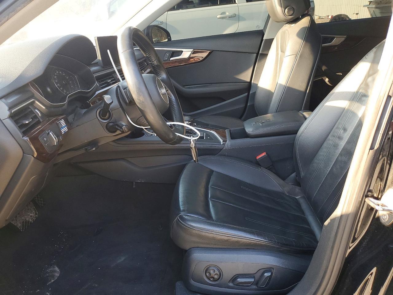 2019 Audi A4 Premium - Фото 7