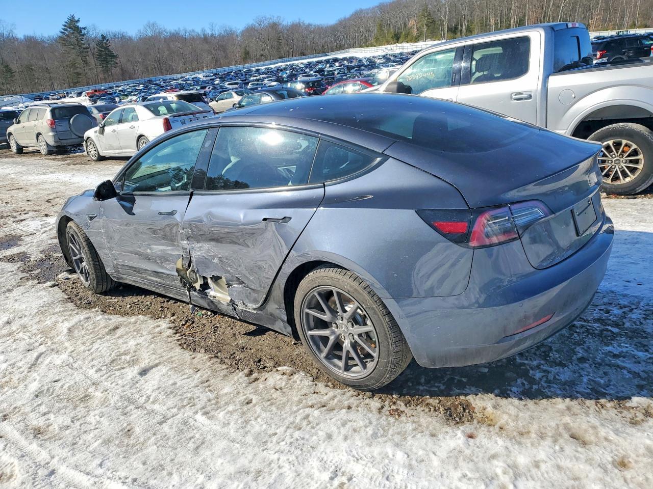 2020 Tesla Model 3 - Image 2