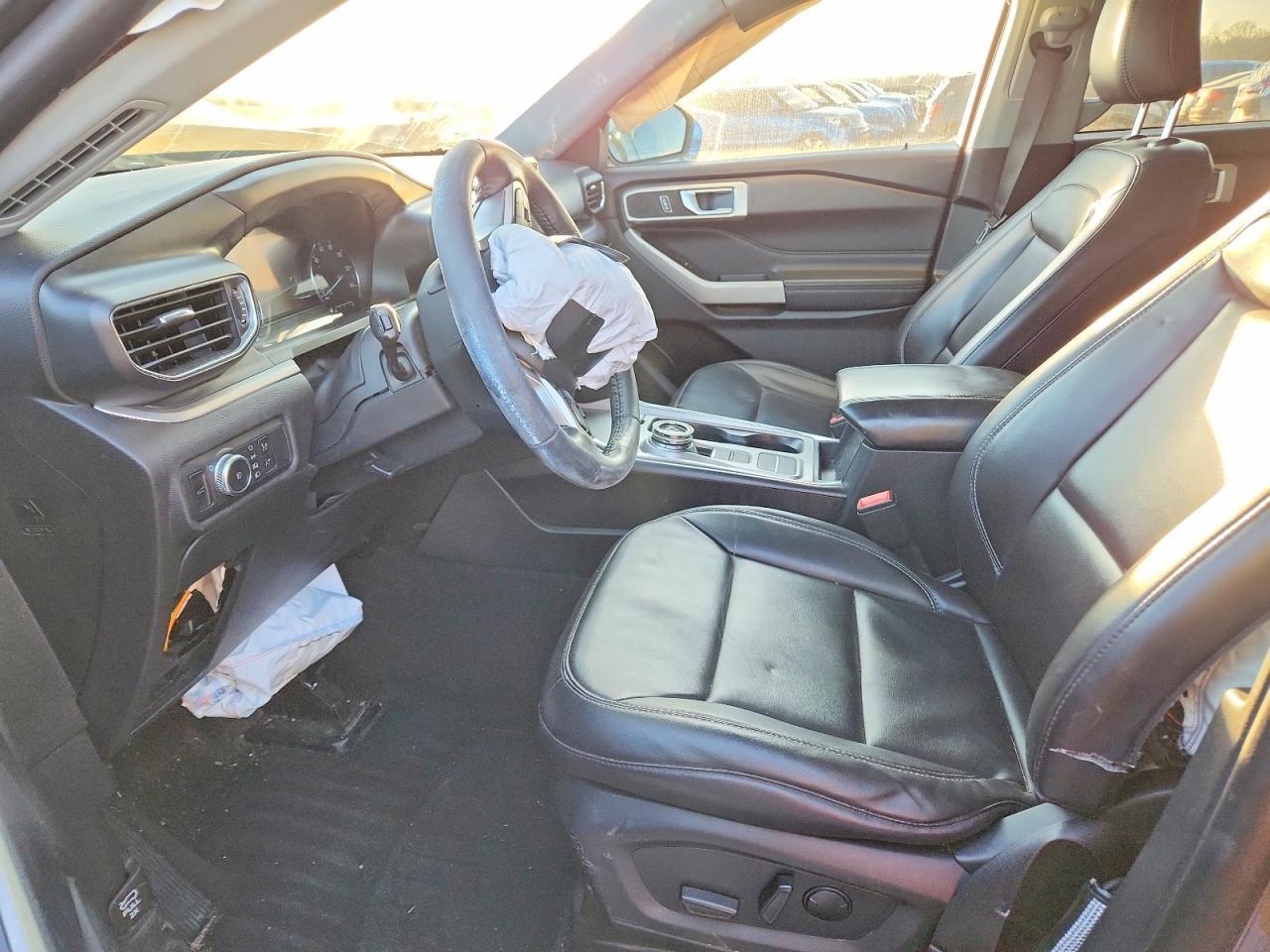 2022 Ford Explorer Xlt - Image 7