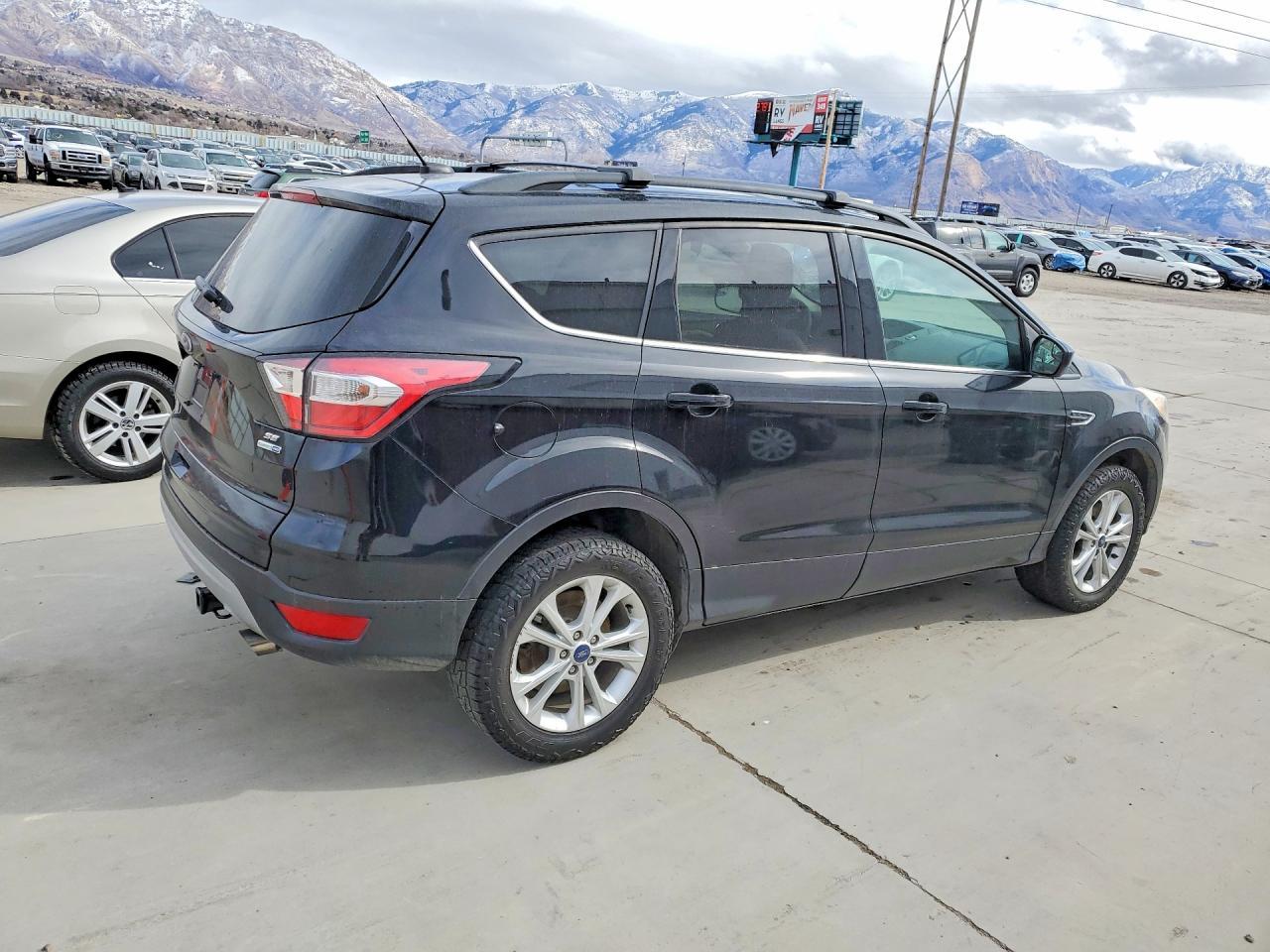 2018 Ford Escape Se - Фото 3