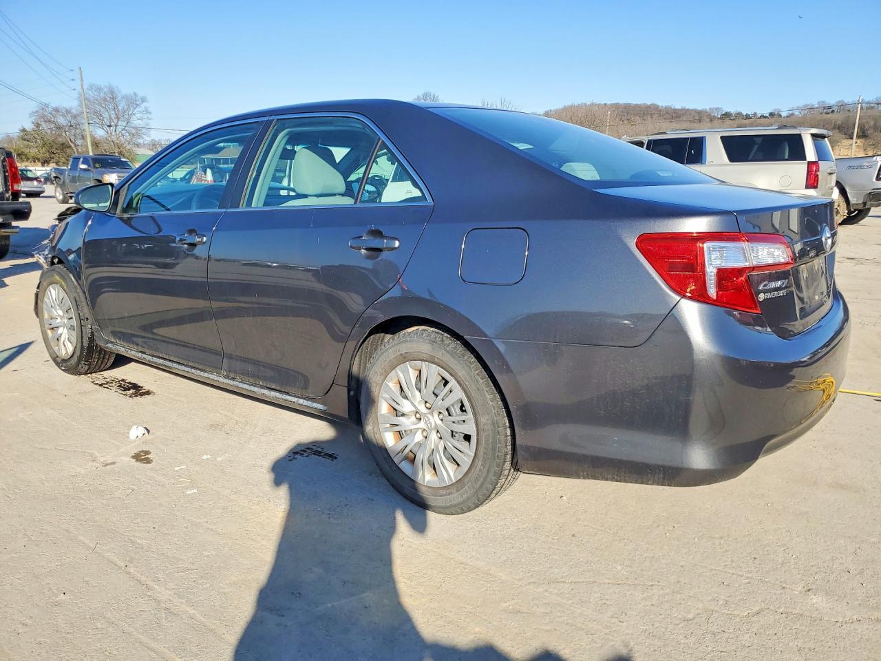 2013 Toyota Camry L - Image 2