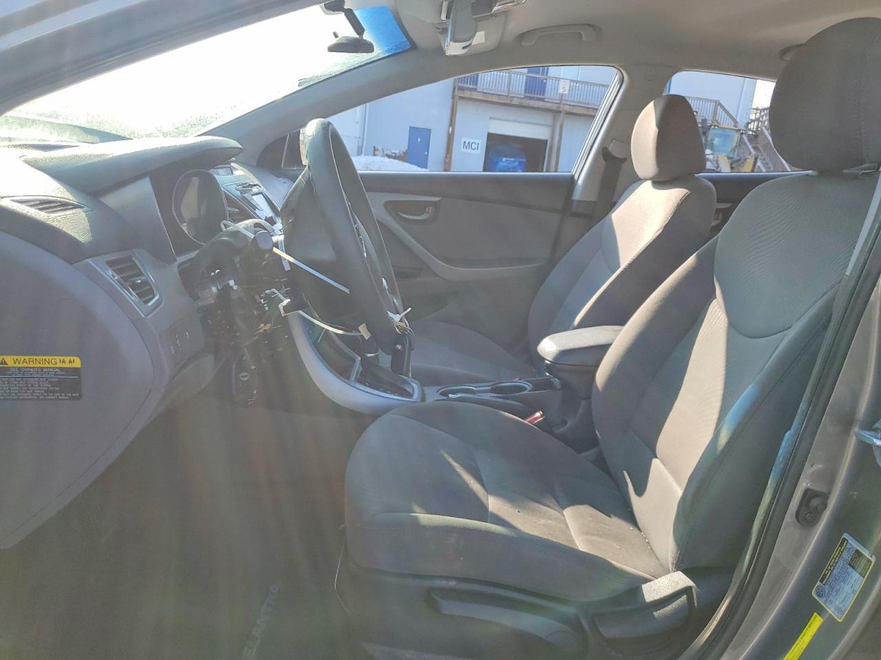2014 Hyundai Elantra Se - Фото 7