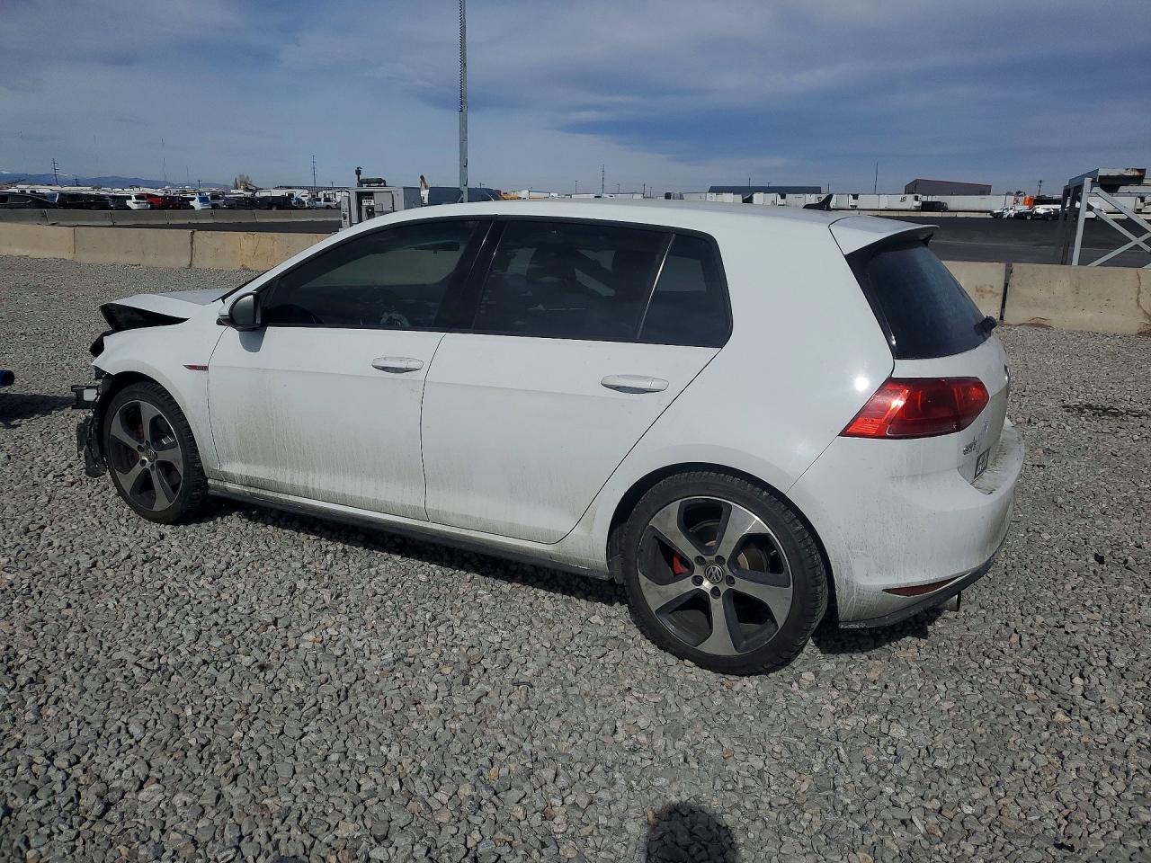2017 Volkswagen Gti S - Image 2
