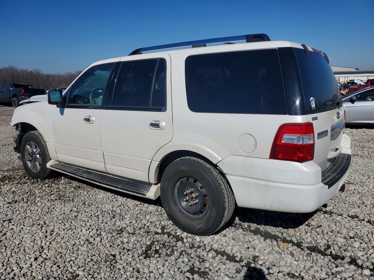 2010 Ford Expedition Limited - Image 2