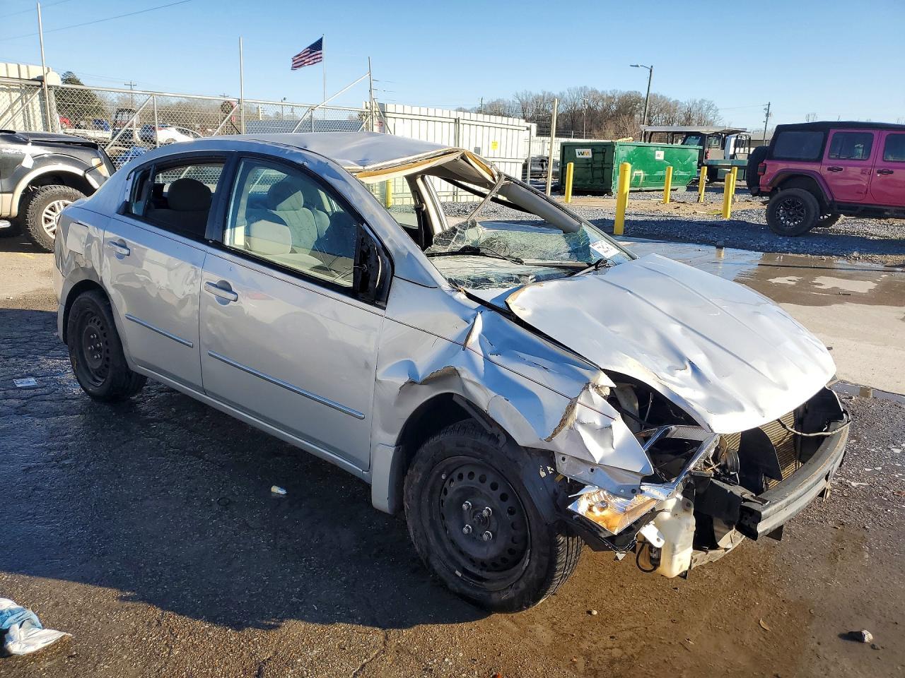 2010 Nissan Sentra 2.0 - Image 4