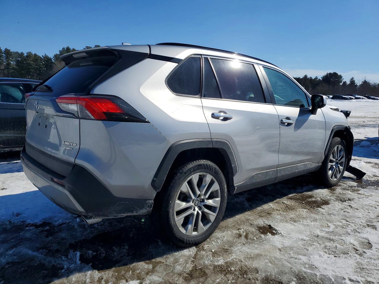 2022 Toyota Rav4 Limited - Image 3