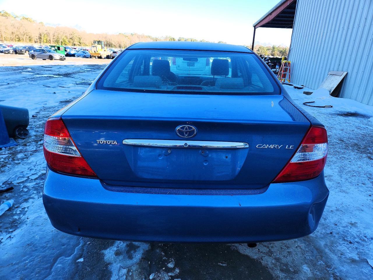 2004 Toyota Camry Le - Фото 6