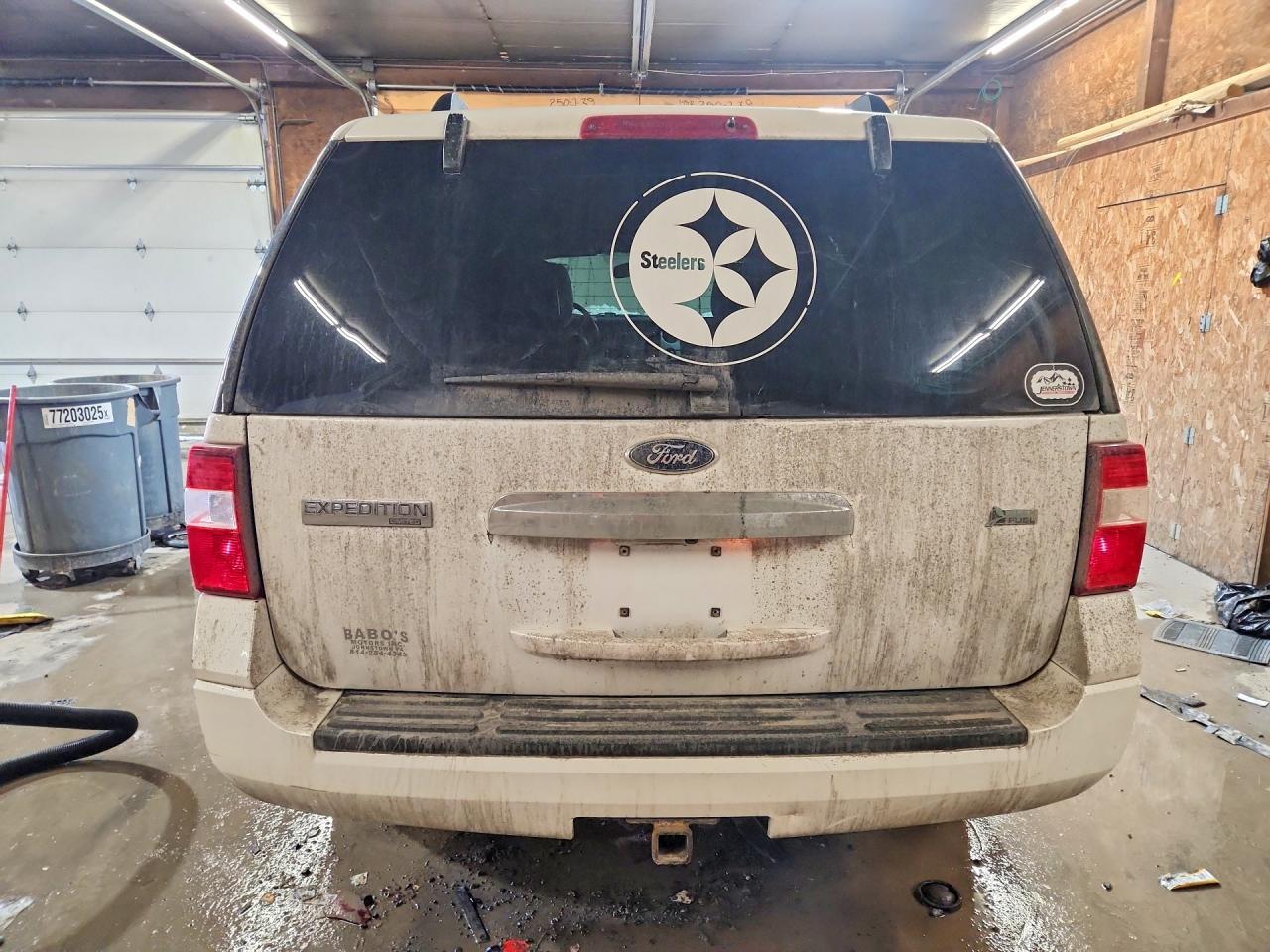2010 Ford Expedition Limited - Image 6