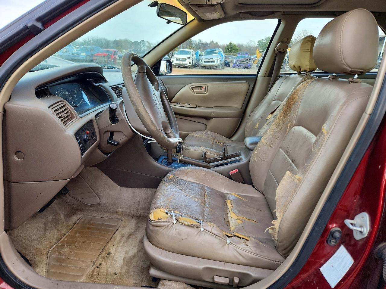 1999 Toyota Camry Le - Image 7