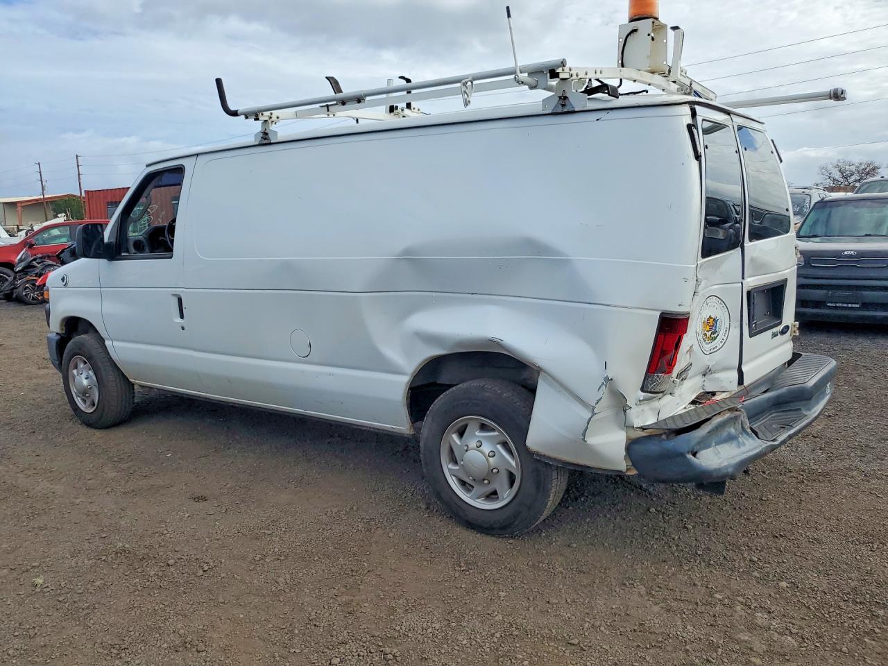 2013 Ford Econoline E150 Van - Image 2