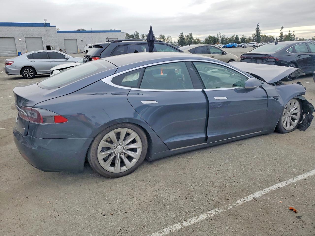 2018 Tesla Model S - Фото 3