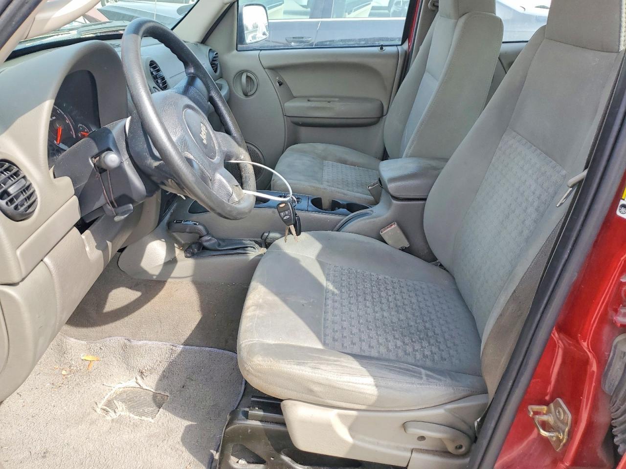 2006 Jeep Liberty Sport - Фото 7