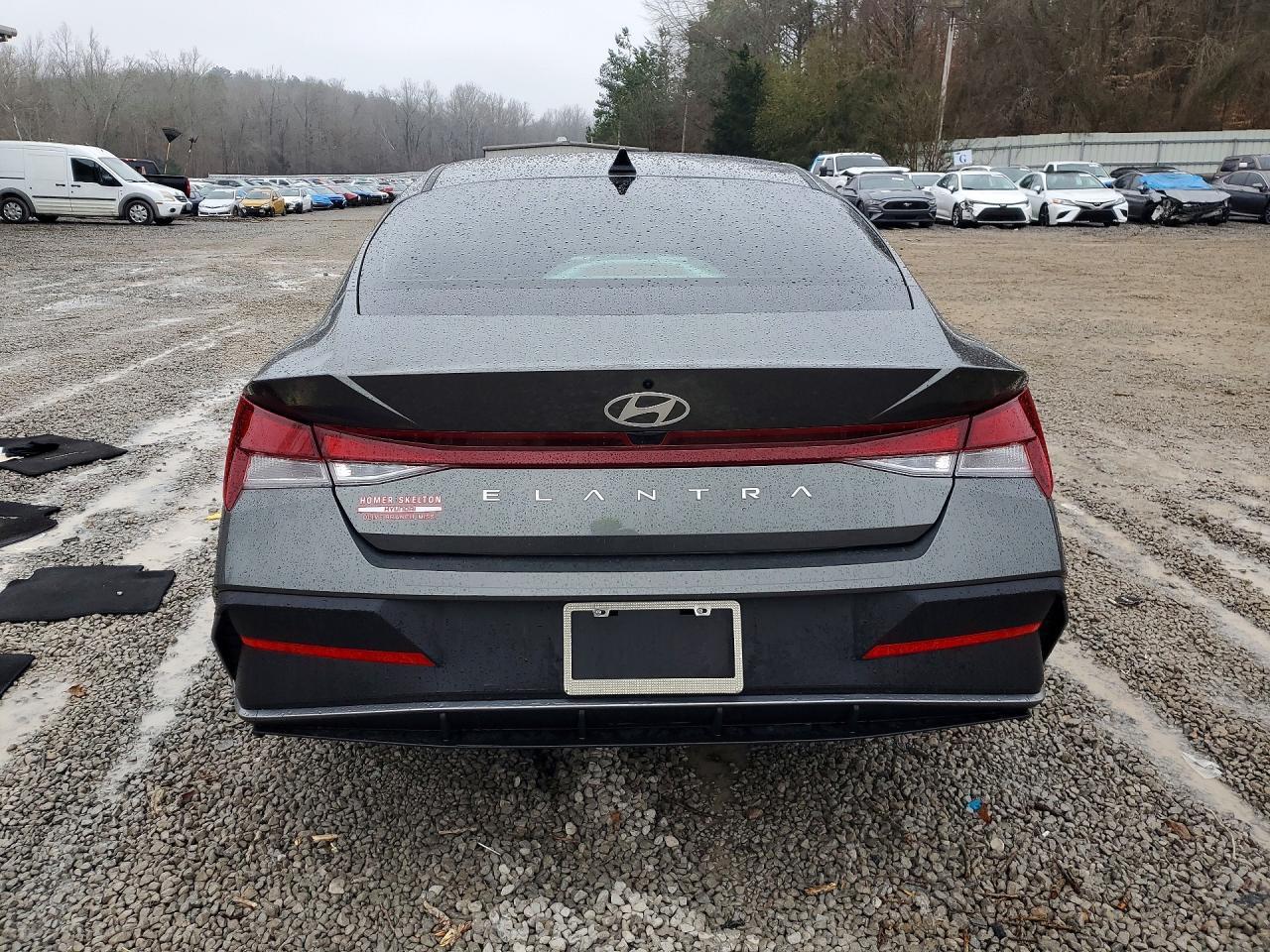 2026 Hyundai Elantra Se - Фото 6
