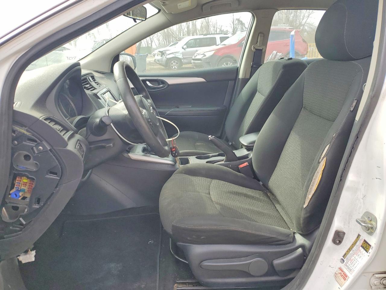 2019 Nissan Sentra S - Фото 7