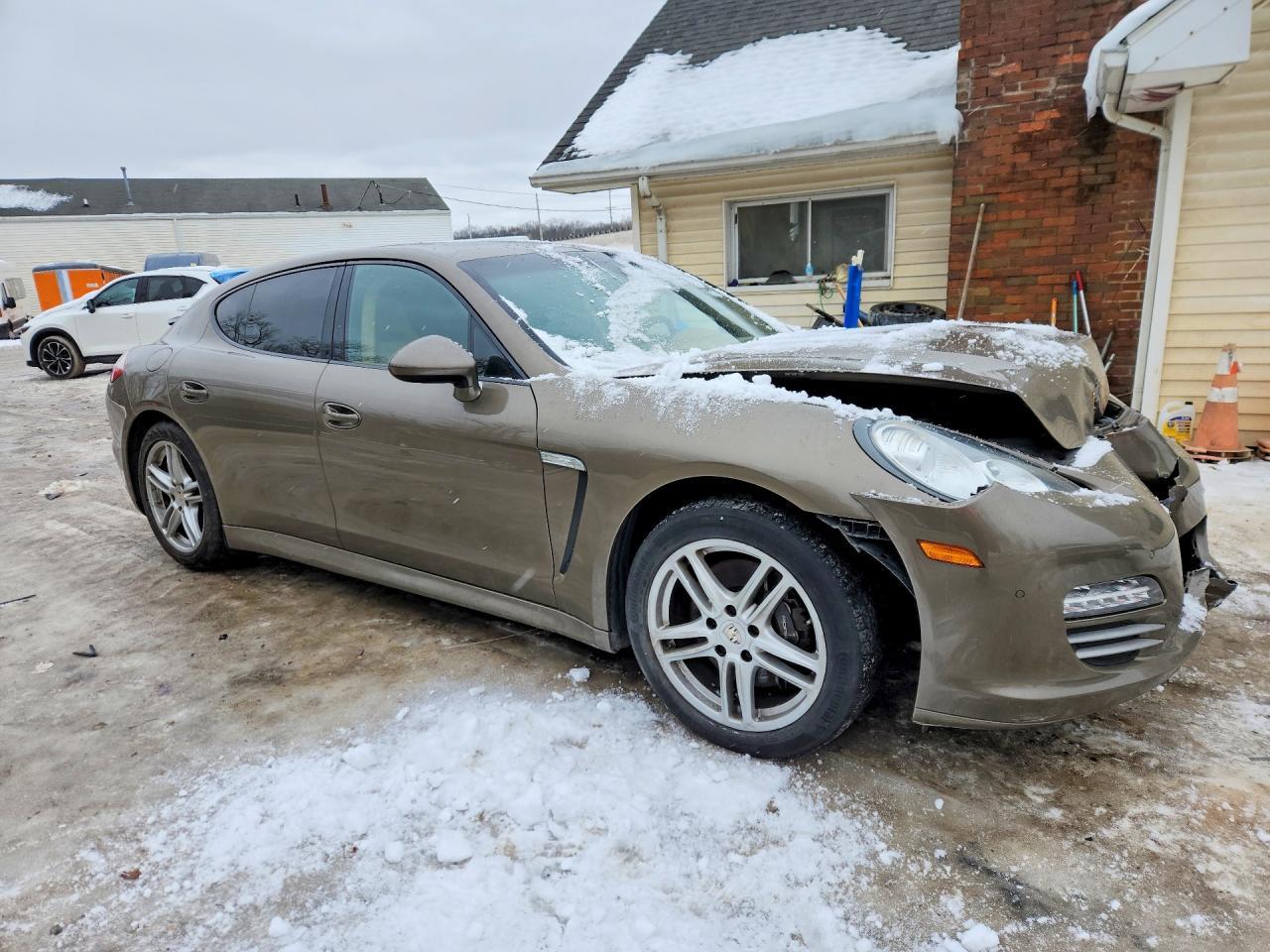 2013 Porsche Panamera 2 - Image 4