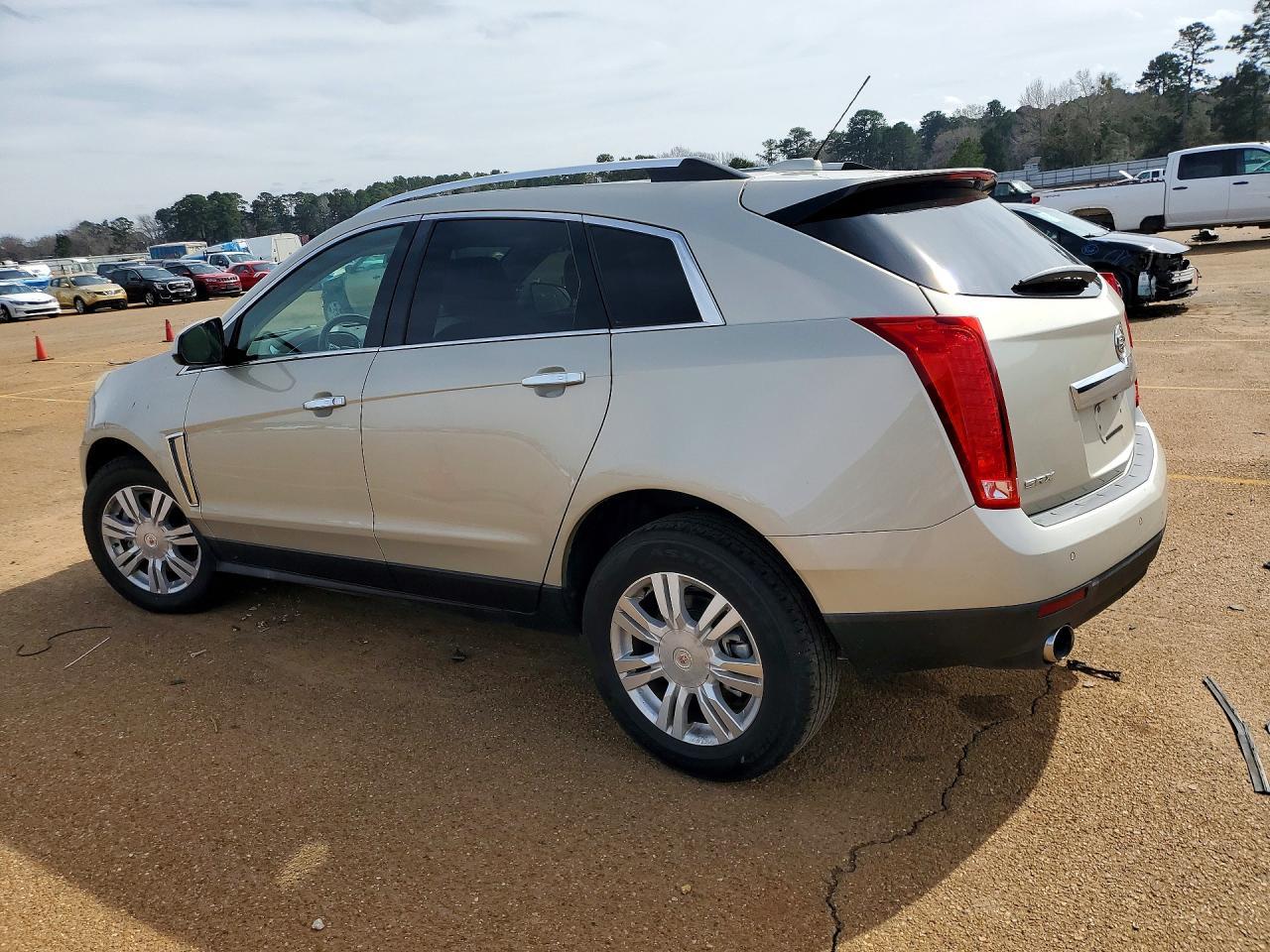 2015 Cadillac Srx Luxury Collection - Image 2