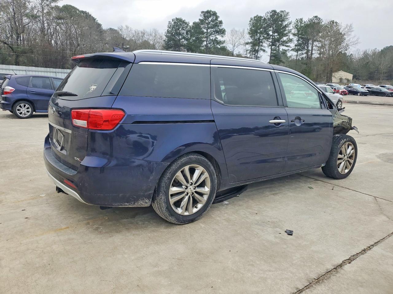2018 Kia Sedona Sxl - Фото 3