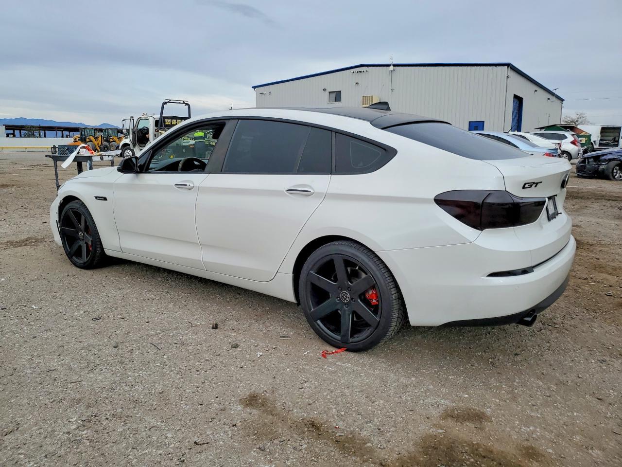 2015 BMW 535 Igt - Фото 2