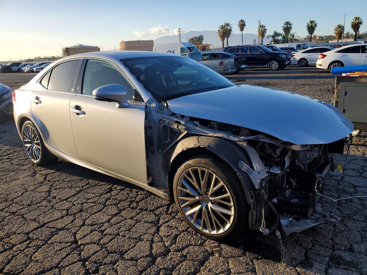 2018 Lexus Is 300 - Фото 4