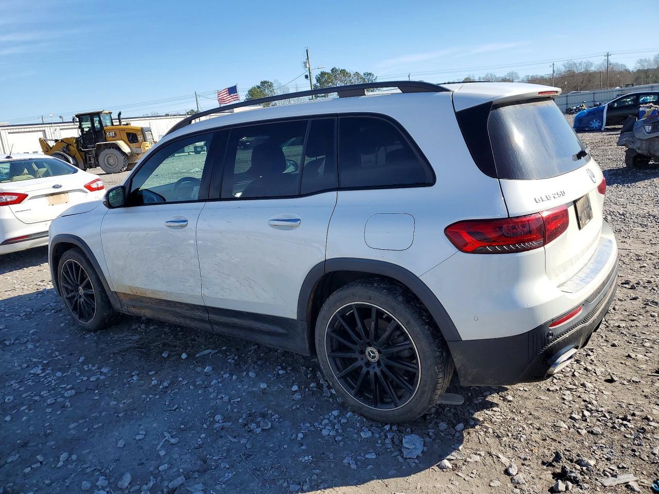 2023 Mercedes-Benz Glb 250 4Matic - Фото 2