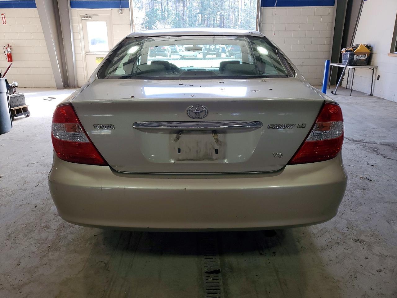 2004 Toyota Camry Le - Фото 6