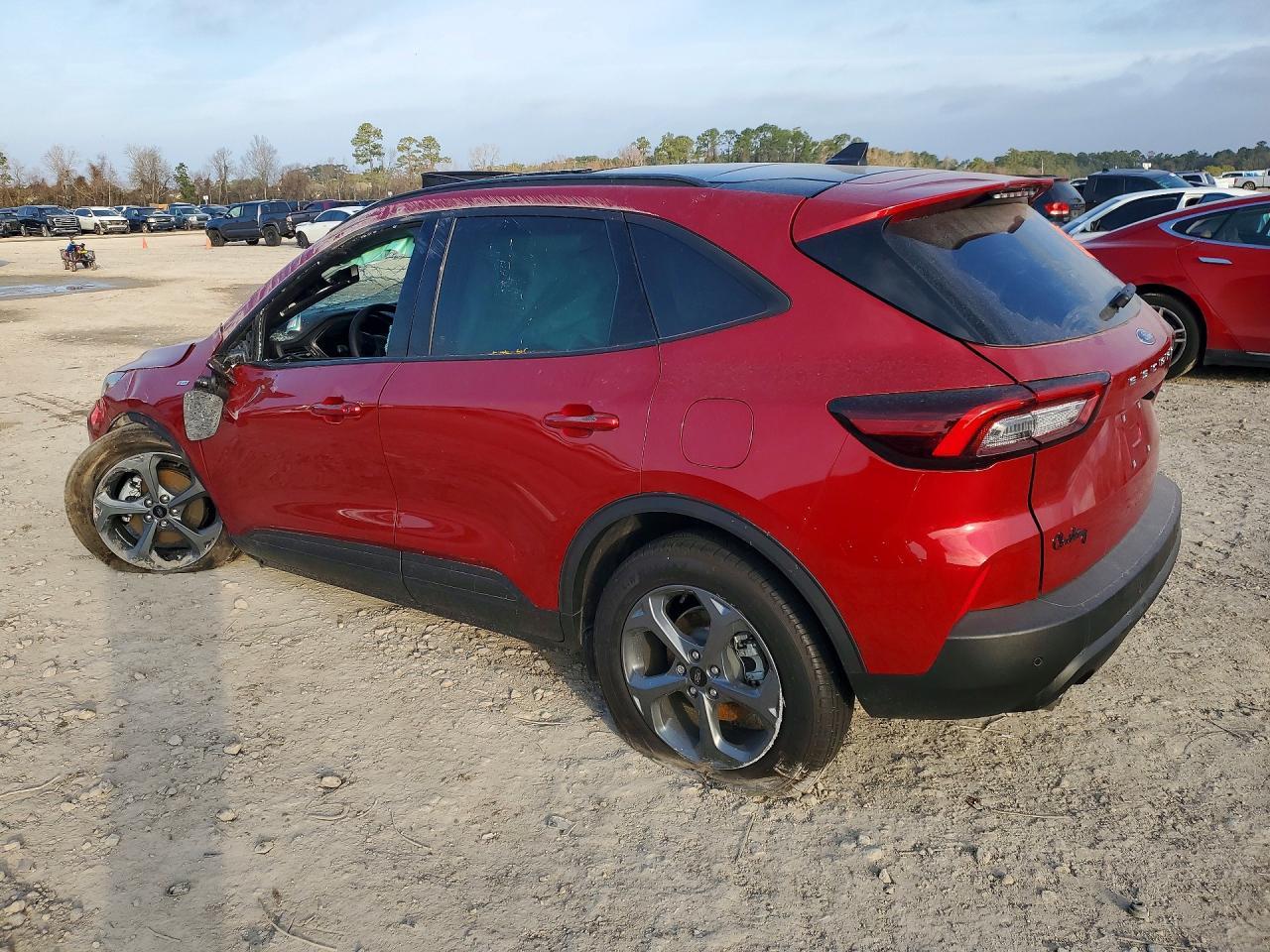 2025 Ford Escape St Line - Image 2