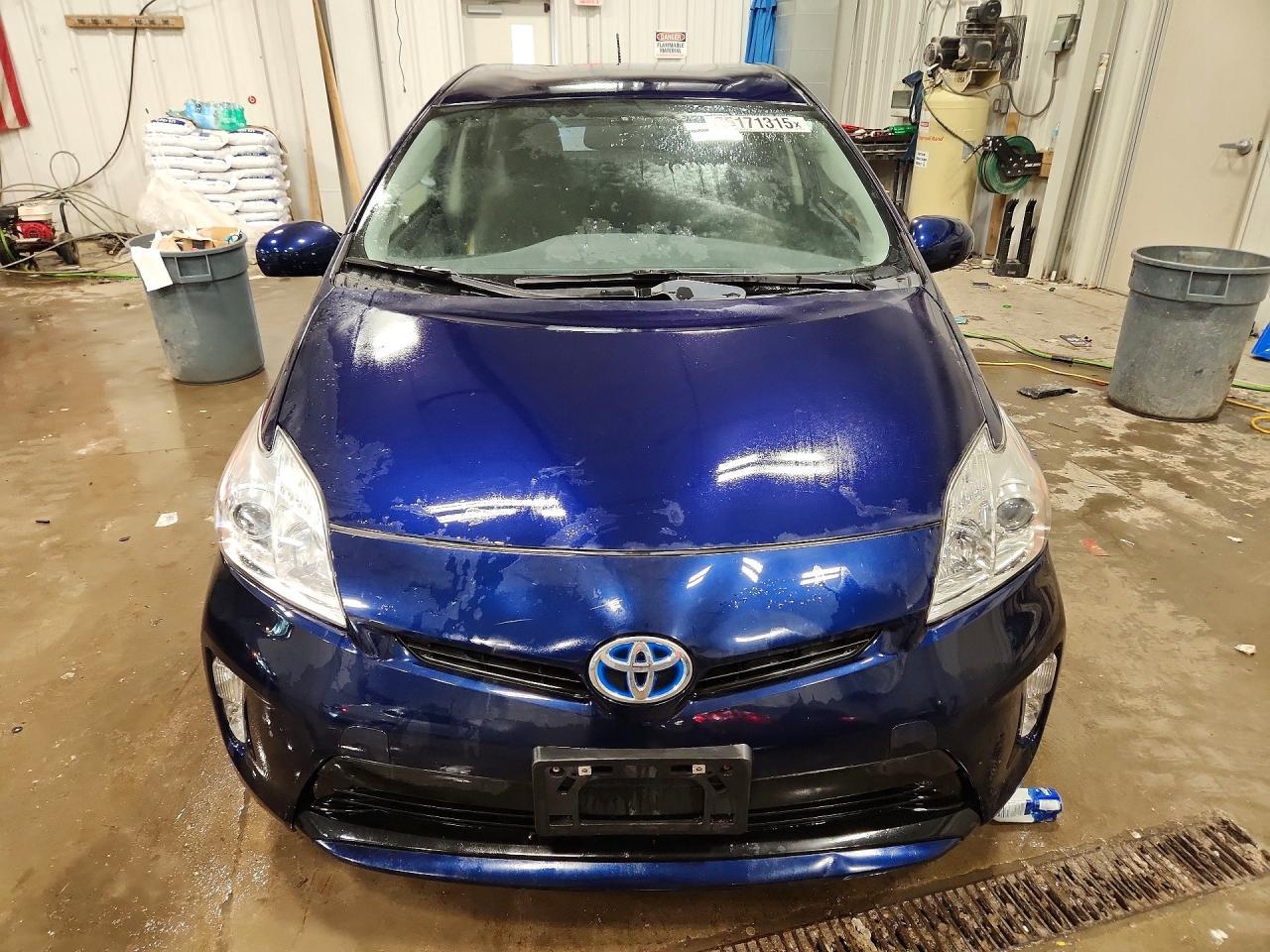 2013 Toyota Prius - Фото 5